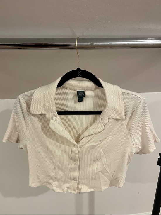 wild fable Tops - Wild Fable Cream Ribbed Cropped Button-Up Top